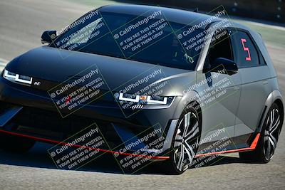 media/Nov-01-2025-Speed Ventures (Sat) [[3969607d77]]/Red Group/Session 2 (Turns 1 and 3)/